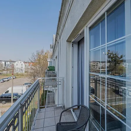 Z Parkingiem By Oneapartments Διαμέρισμα