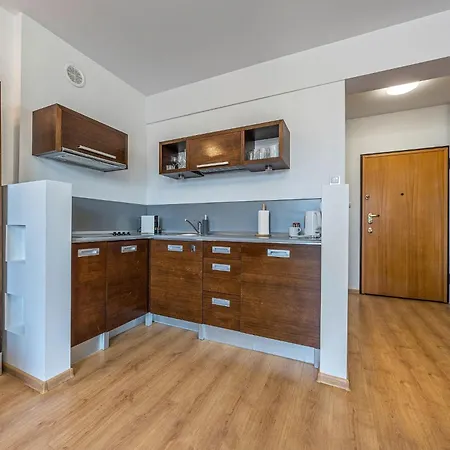 Z Parkingiem By Oneapartments Apartament